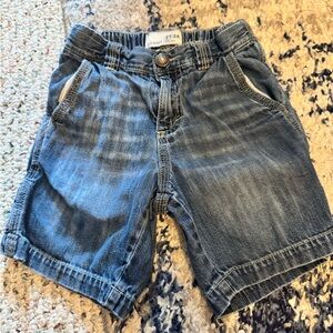 Old Navy 2T shorts